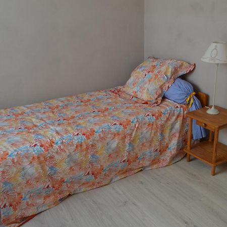 Escale A Villeperdue Chambre Neringa Saint-Épain 外观 照片