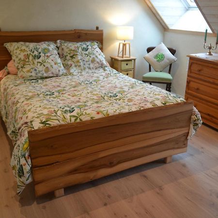 Escale A Villeperdue Chambre Neringa Saint-Épain 外观 照片