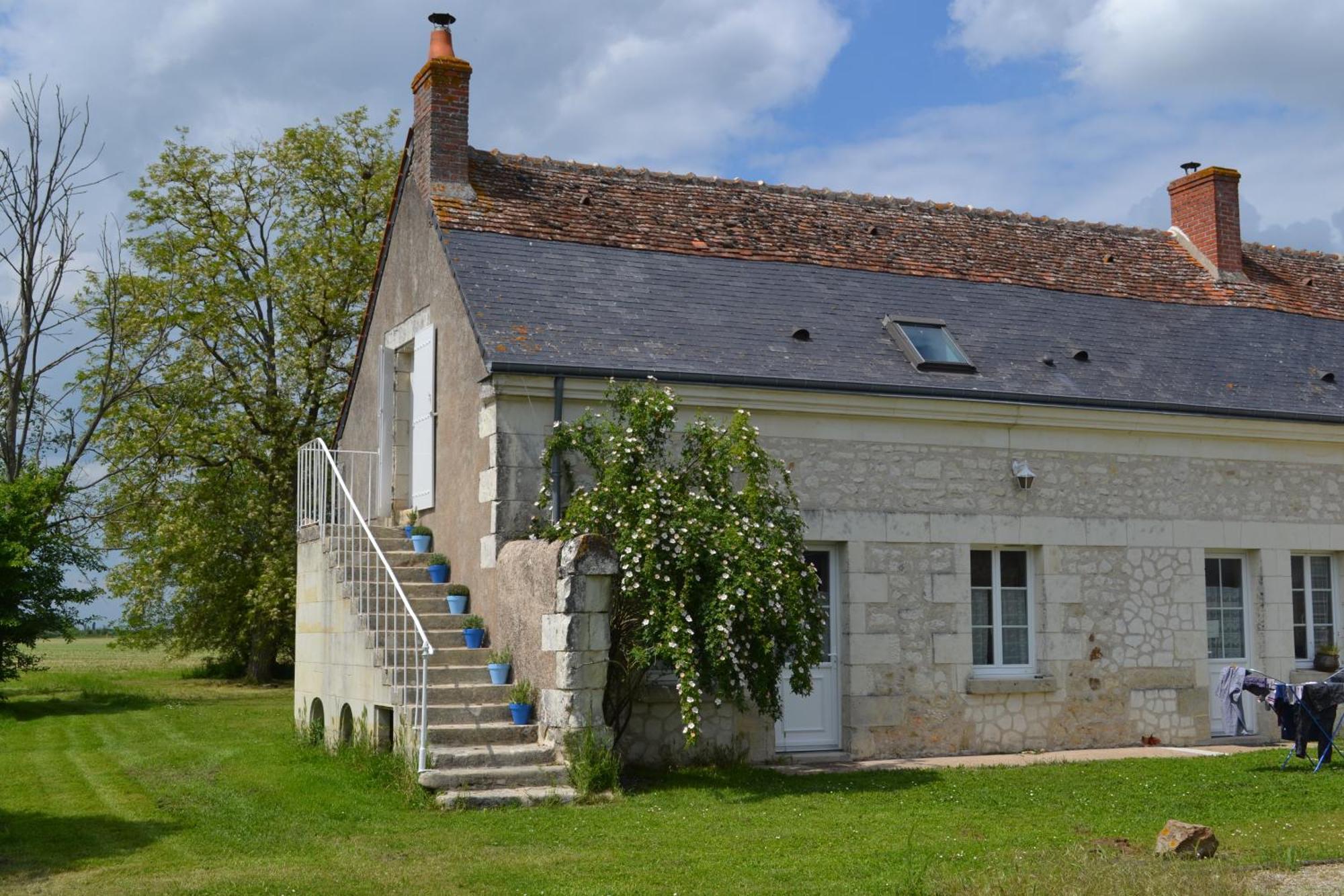 Escale A Villeperdue Chambre Neringa Saint-Épain 外观 照片